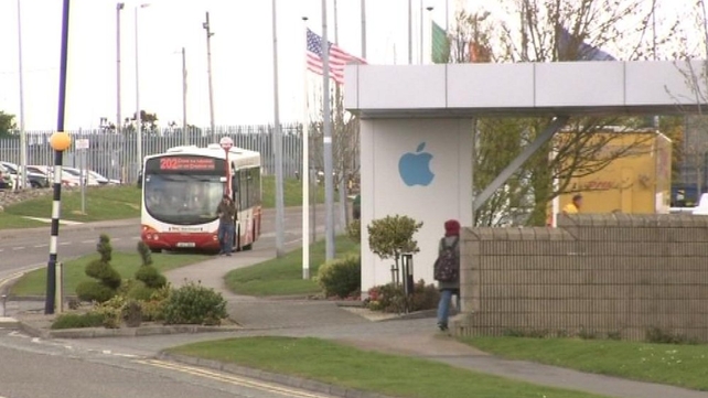 Apple says it now employs nearly 4,000 people in its Irish operations Apple says it now employs nearly 4,000 people in its Irish operations