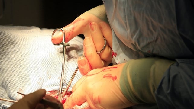 There was an increase in the number of kidney donations from living donors There was an increase in the number of kidney donations from living donors