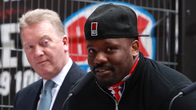 Frank Warren (l): "It is the biggest fight of the year and the fact of the matter is that the fight is legal, lawful and will go ahead."