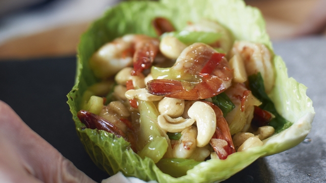 Spicy Stir Fried Prawns with Cashew Nuts Spicy Stir Fried Prawns with Cashew Nuts