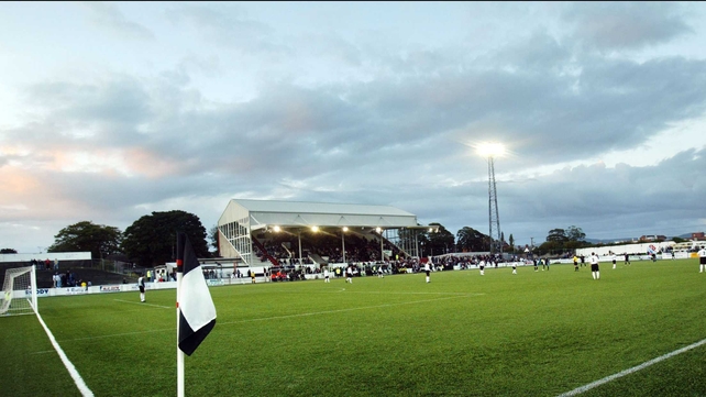 The Louth derby gets underway at Oriel Park at 6pm