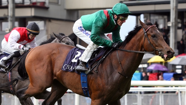 Johnny Murtagh's retainer with the Aga Khan saw him called up for the ride on apparent third-string Valyra at Chantilly