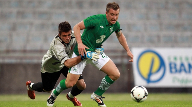 Simon Cox starts up front tonight at the Aviva Stadium