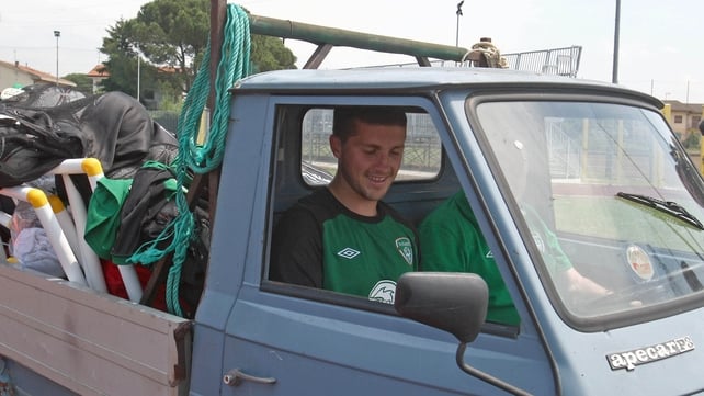 Shane Long rides shotgun in what may just be the most awesomely-named jalopy of all time - Yeah, it's an Apecar