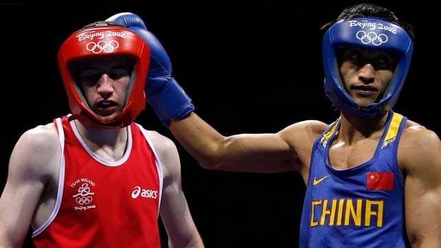 Paddy Barnes (left) was beaten by Shiming Zou (right) at the semi-final stage in Beijing 2008