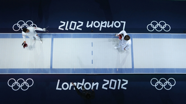 Ruben Limardo Gascon celebrates beating Bartosz Piasecki