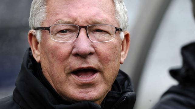 Alex Ferguson hits out at a lack of added time....again