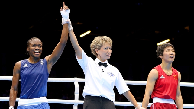 Nicola Adams claimed a convincing win over Ren Cancan