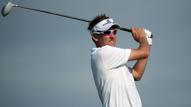 Ian Poulter hit 64 to lead going into the final round in Melbourne