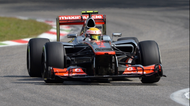 Lewis Hamilton secured the 24th pole of his career in Singapore