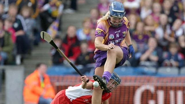 Cork's Jenny Duffy attempts to block Katrina Parrock of Wexford