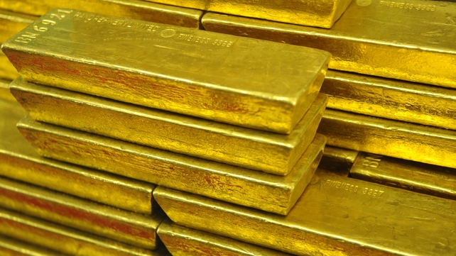 The stash included six 1kg gold bars The stash included six 1kg gold bars