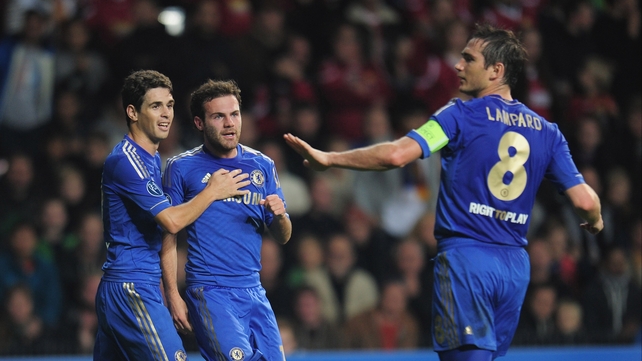 Frank Lampard has reportedly offered to tak a pay cut to stay at Chelsea