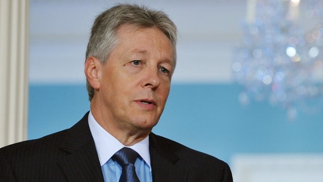 Peter Robinson said there must be no distinction between violence by loyalists and violence by dissident republicans Peter Robinson said there must be no distinction between violence by loyalists and violence by dissident republicans