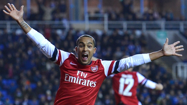 Theo Walcott will remain at the Emirates