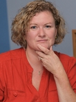 Máirín Ní Ghadhra, Raidió Na Gaeltachta.