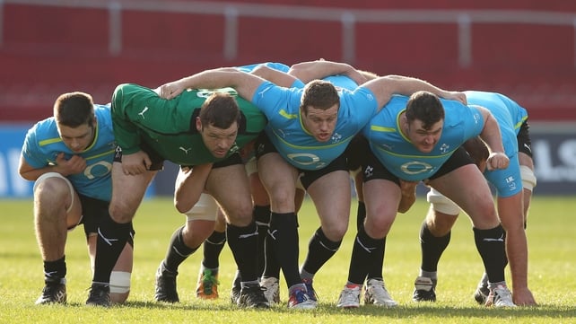 The Irish scrum gets in some unopposed practice......