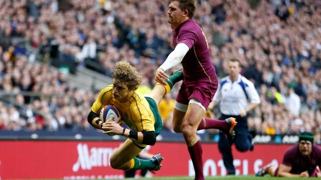 Nick Cummins scored Australia's only try at Twickenham