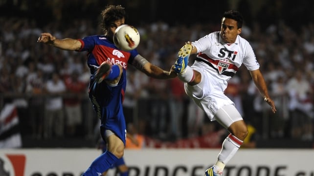 Sao Paulo were crowned champions of South America after Tigre failed to return for the second half