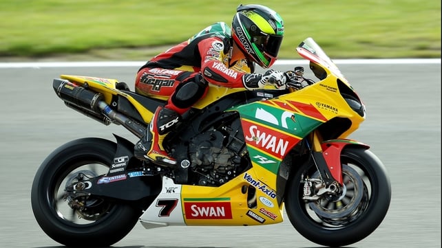 Michael Laverty riding for team Swan Yamaha during the MCE Insurance British Superbike Championship
