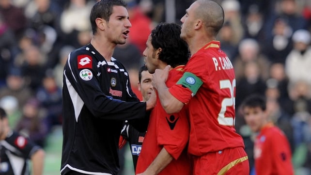 Paolo Cannavaro (right) has been cleared of failing to report match-fixing