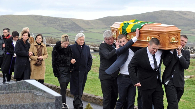 Paídí Ó Sé's funeral took place in Ventry today