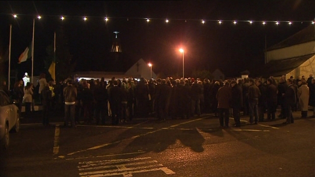 Local gardaí estimated that around two thousand people attended Local gardaí estimated that around two thousand people attended