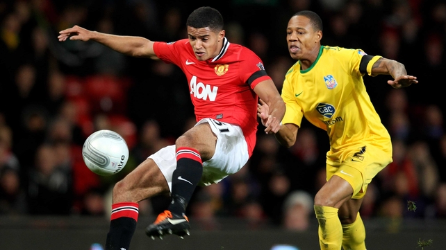 Alex Ferguson wants the Premier League to investigate Zeki Fryers' move to Tottenham