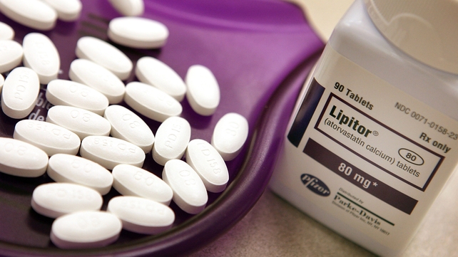 Pfizer's revenue fell 7% due to generic competition to Lipitor drug Pfizer's revenue fell 7% due to generic competition to Lipitor drug