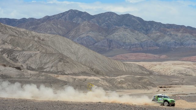 Stephane Peterhansel blazes through Northern Chile in his Mini
