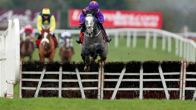 Diakali and Paul Townend pull clear of Flaxen Flare