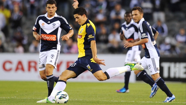 Tomas Rogic has agreed personal terms to sign with Celtic