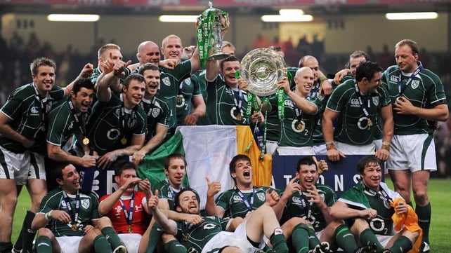 Ireland celebrate the Grand Slam in 2009