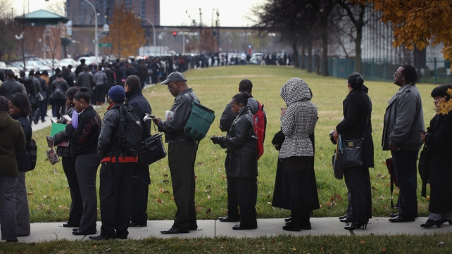 Jobseekers in the US queue to attend a jobs fair in Chicago Jobseekers in the US queue to attend a jobs fair in Chicago