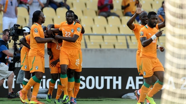 Ivory Coast players celebrate Yaya Toure's opener