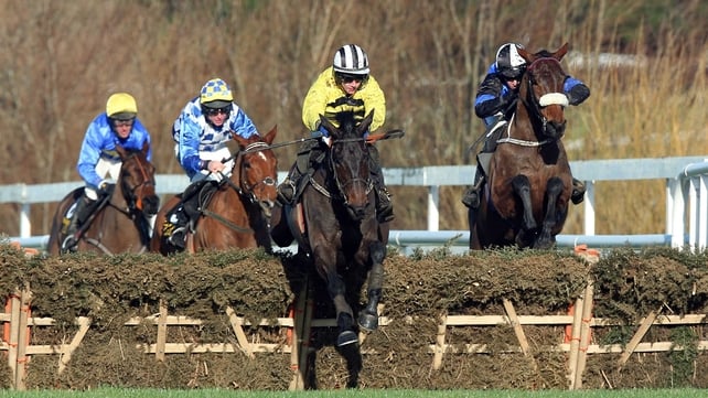 Glens Melody and Paul Townend take over in front at the last hurdle