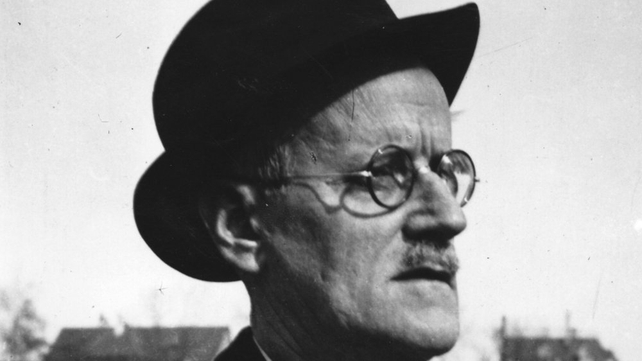 Dai Congrong took eight years to translate 'Finnegans Wake' Dai Congrong took eight years to translate 'Finnegans Wake'