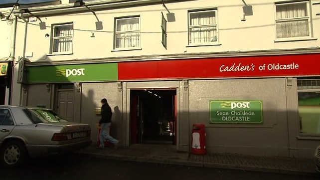 Gardaí said the raiders got away with €20,000 in cash Gardaí said the raiders got away with €20,000 in cash