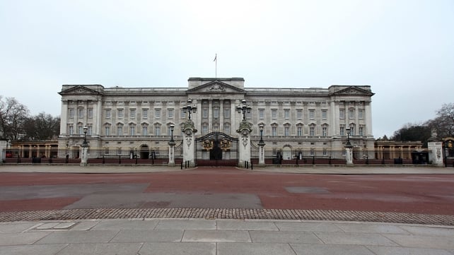 The incident happened outside Buckingham Palace The incident happened outside Buckingham Palace