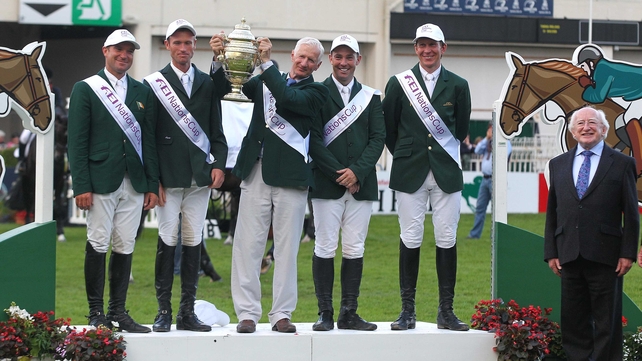 Robert Splaine lifts the Aga Khan trophy in 2012