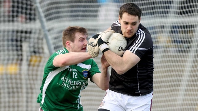 Galway goalkeeper John Egan evades Westmeath's Kieran Martin at Tuam Stadium