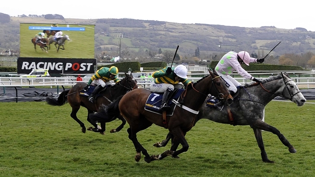 Champagne Fever and Ruby Walsh push on to win the first race of the Festival