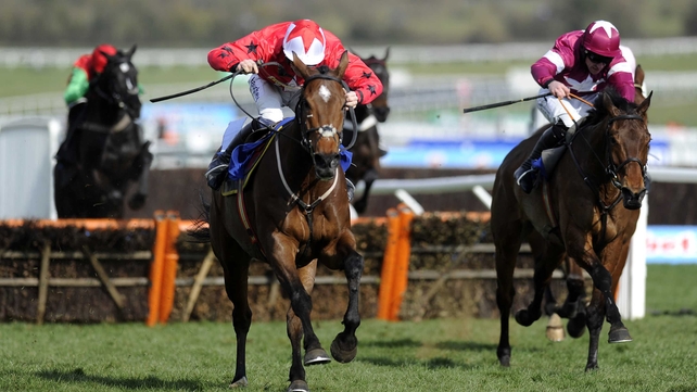 Sam Twiston-Davies pushes the winner up the hill for a well earned victory