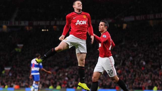 Wayne Rooney celebrates his winner against Reading
