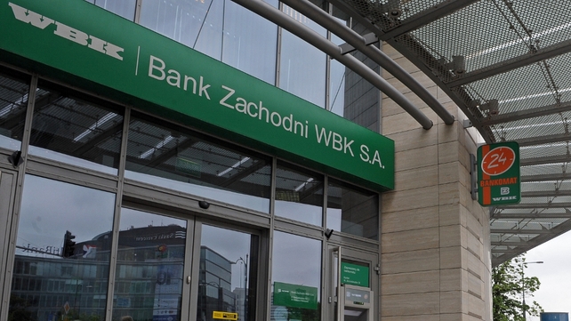 AIB was formerly the majority shareholder in Bank Zachodni AIB was formerly the majority shareholder in Bank Zachodni