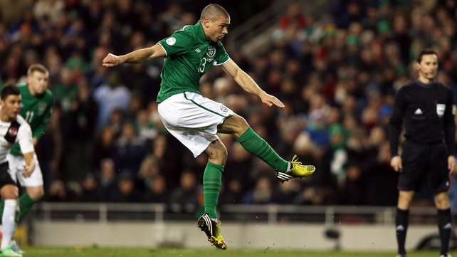 Jon Walters scoring the first goal