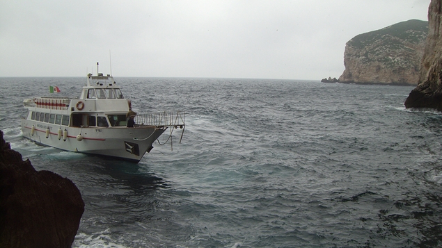 The boat to Neptune's Grotto
