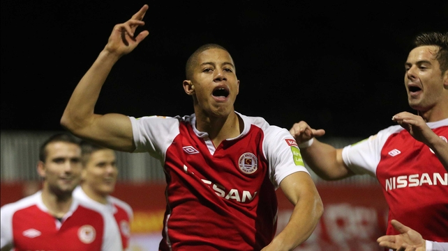 Jake Carroll celebrates a goal against Shamrock Rovers