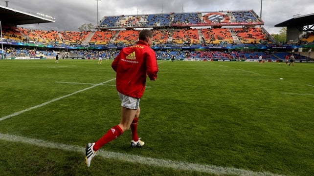 Ronan O'Gara: 'I'd be flattered with something like that. Munster is a great team but I'm just eight months into a two-year deal in Racing Metro'