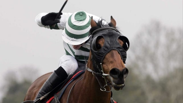 Barizan raced prominently before being set alight a long way from home. He held the reluctant challenge of Mr Mole